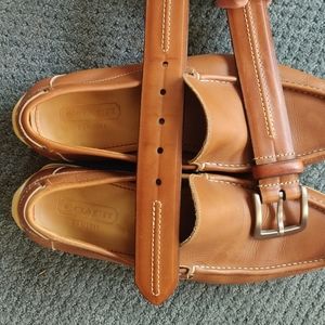 Cognac leather belt